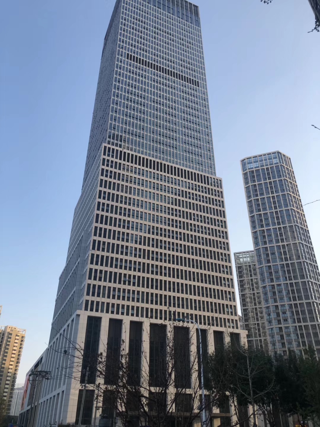 مبنى بولي تيانهوي